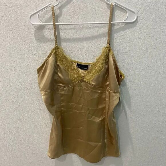 Apostrophe NWT Gold Lace Cami Size M - Picture 1 of 8